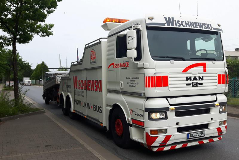 Bergedienst Wischnewski bei einer Fahrzeugbergung